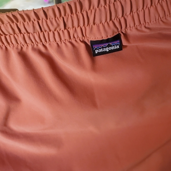Patagonia Fleetwith Salmon Heiq Pure Sz. S Skort NWT - Picture 6 of 15